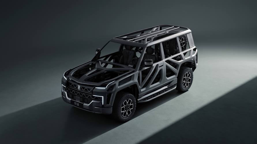 成都135仰望U8硬派越野的科技魅力，国能汽车对传统燃油车市场的冲击